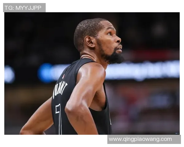 杜兰特加盟篮网后的首场比赛引发热议,球迷纷纷点赞 杜兰特加盟篮网后的首场比赛引发热议,球迷纷纷点赞